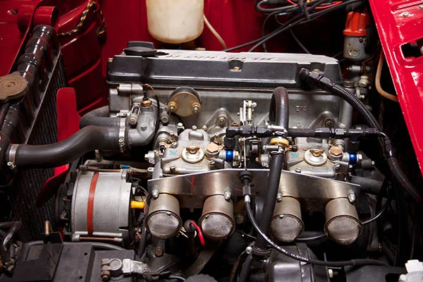 Clarion Builds BMW 2002 CoupeKing Teardown 13168.jpg