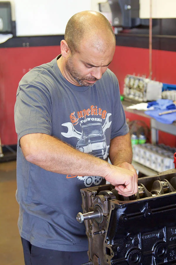 BMW 2002 Engine Build 167.jpg