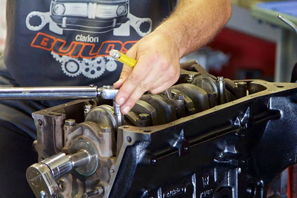 BMW 2002 Engine Build 275.jpg
