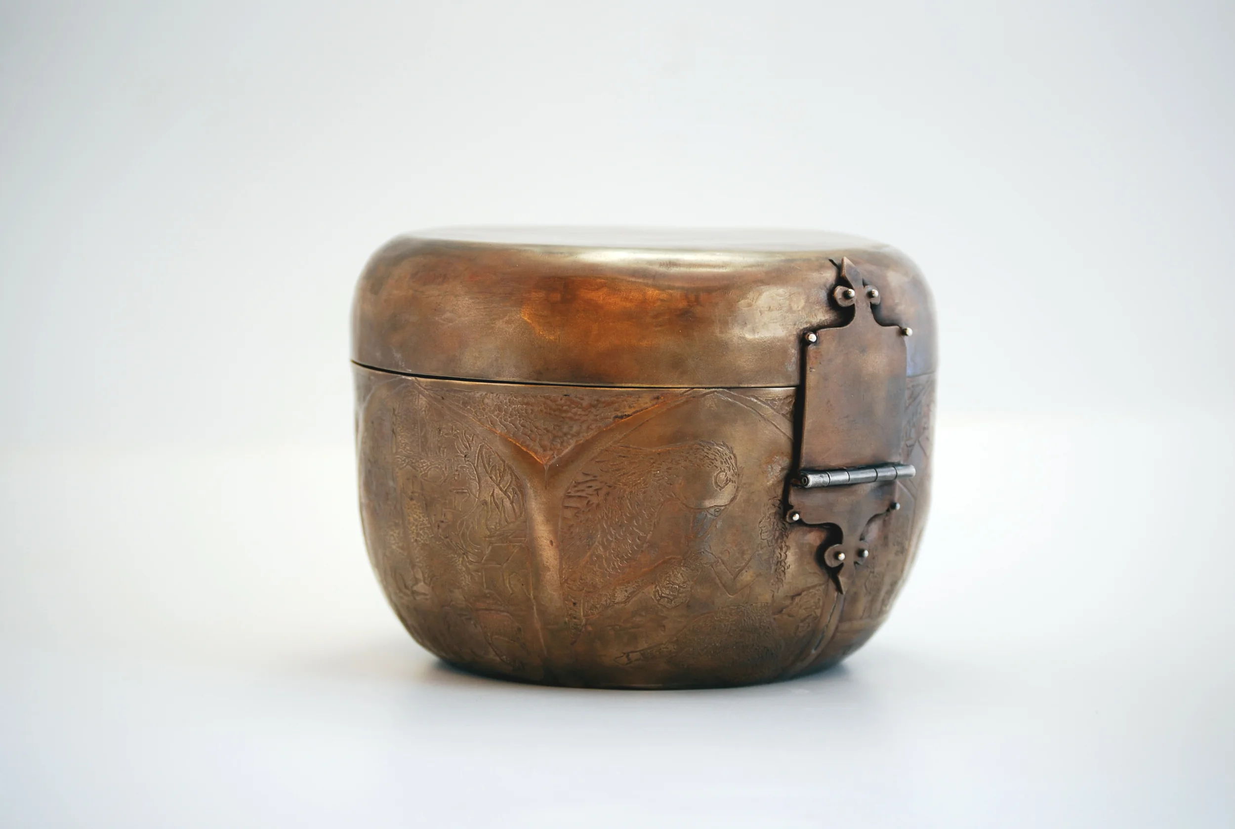 Copy of mcmichael_hollowware_diceholder4_2015.jpg