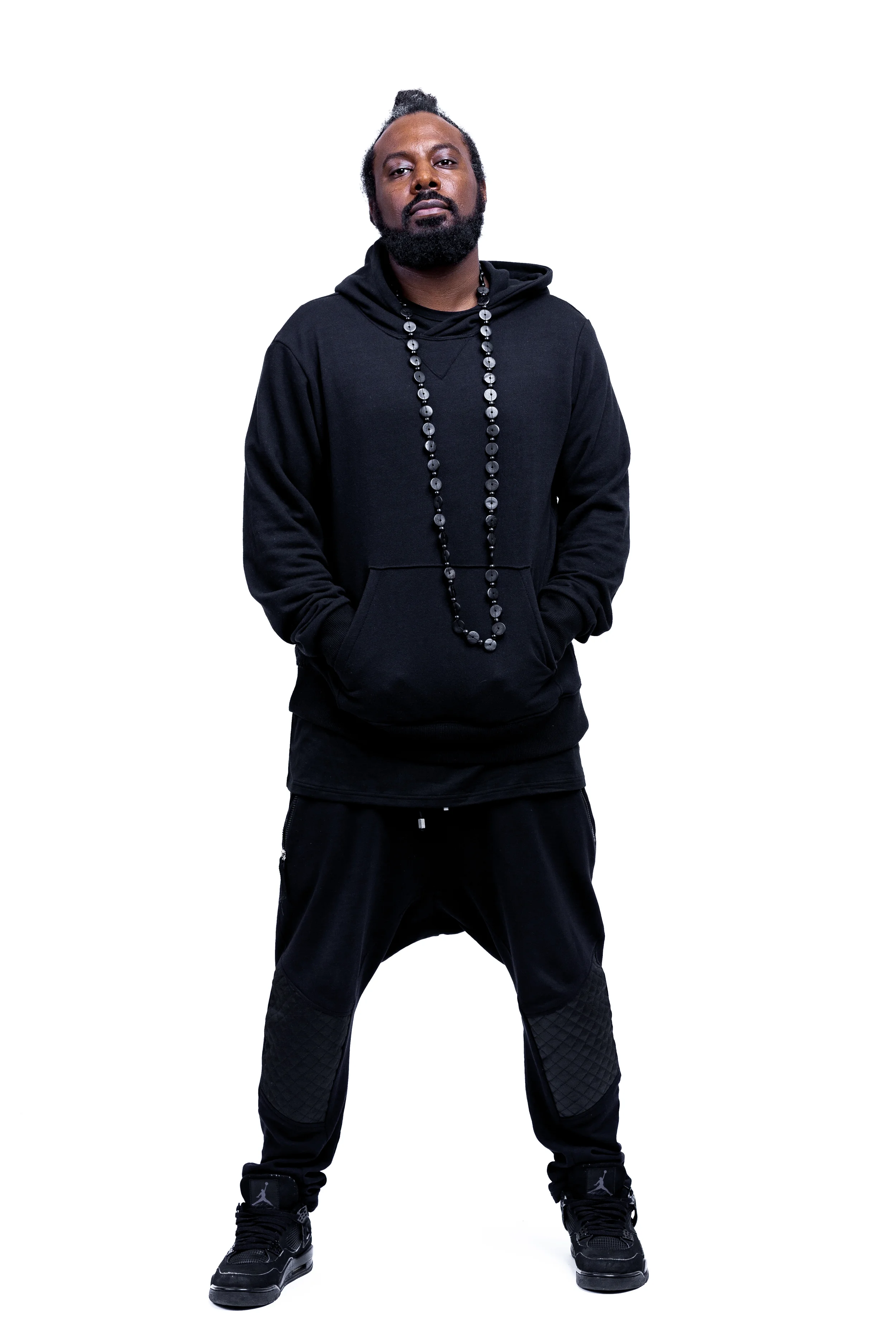 DJ mOma-07.jpg