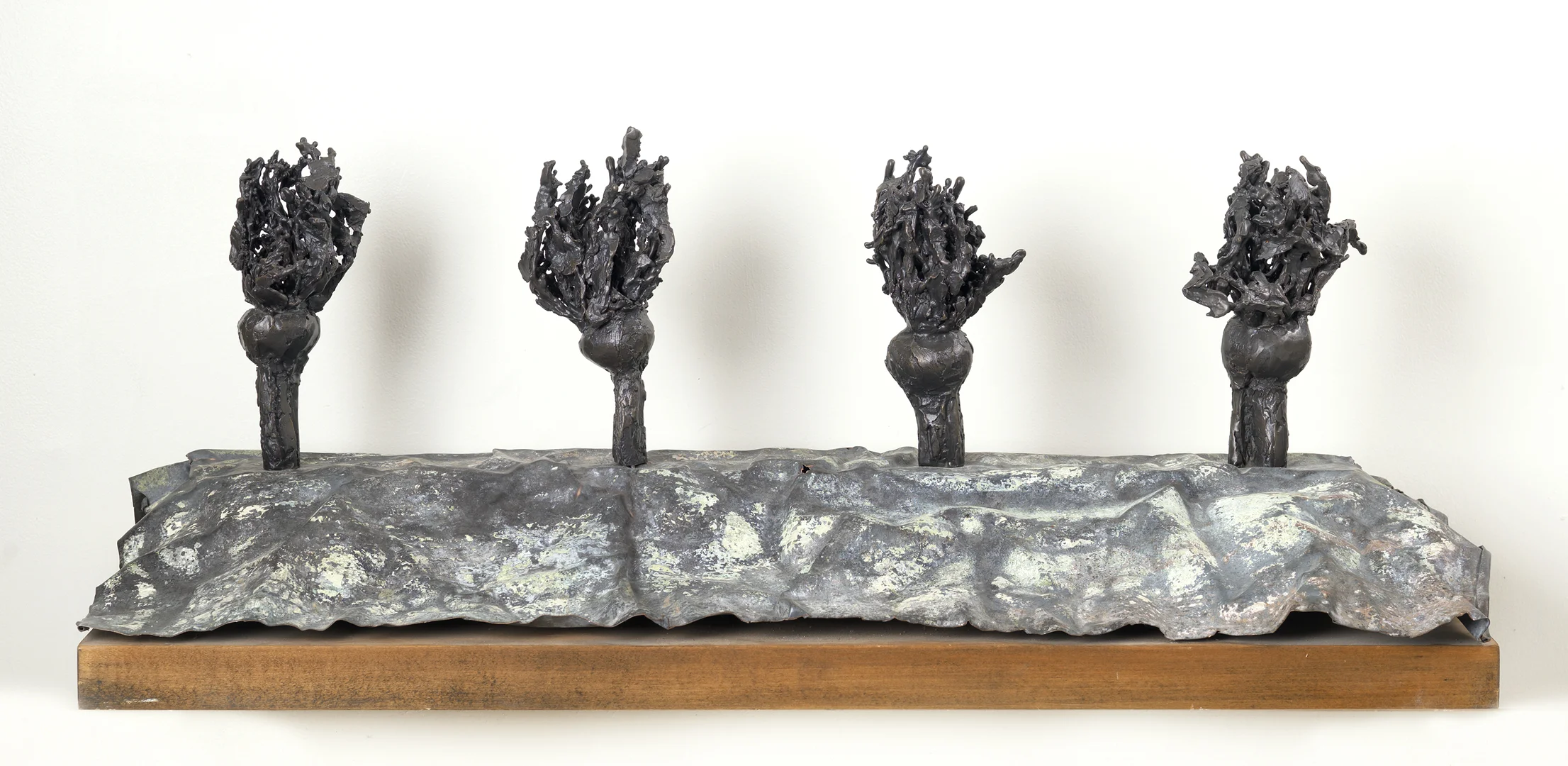 ON THE LEVEE 13X33X14