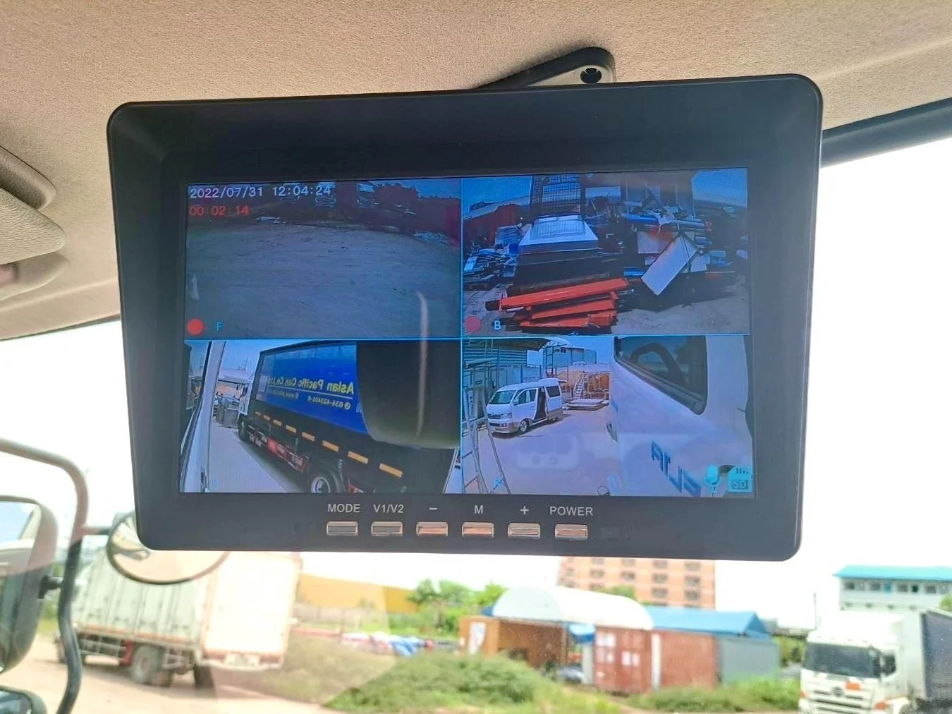 TookTruck 4cam_02.jpg