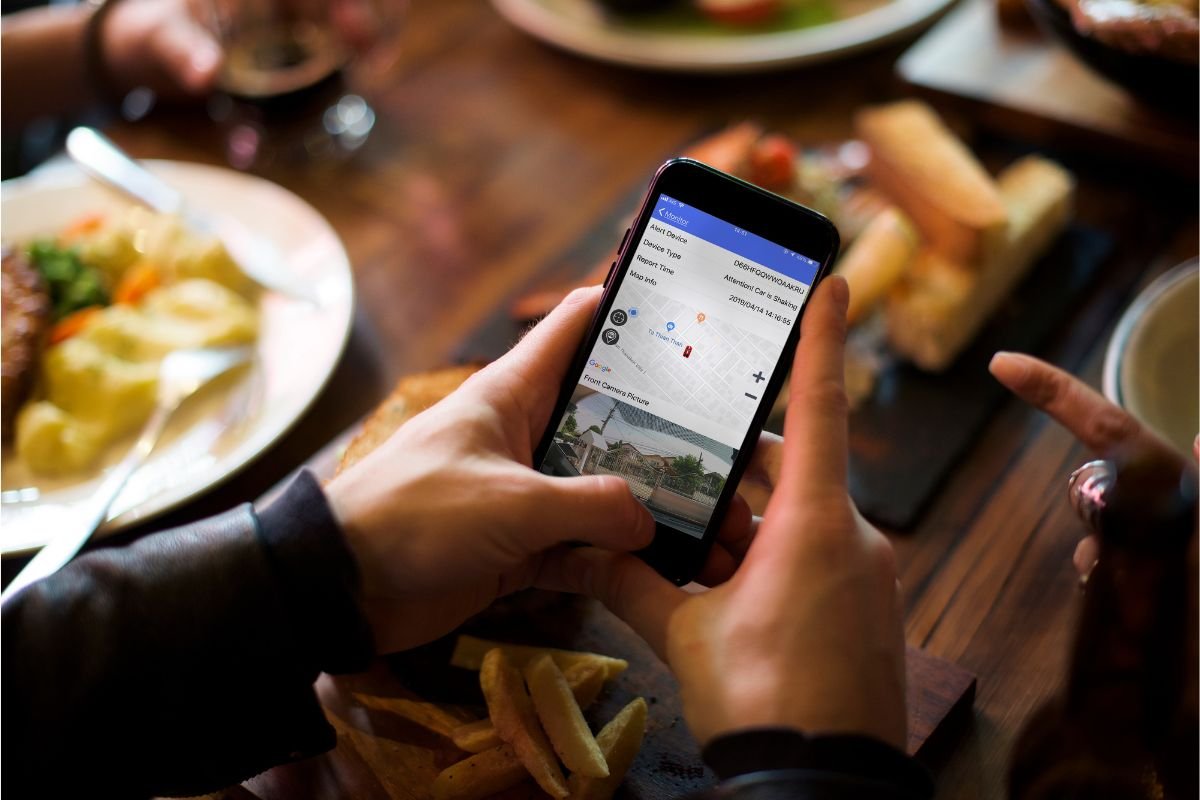 กล้องติดรถยนต์แบบออนไลน์ ABT ดูภาพสดผ่านคลาวด์และเซิร์ฟเวอร์กลาง เหมาะกับบริษัทขนส่งและผู้ใช้ที่ต้องการตรวจสอบรถในไทยแบบเรียลไทม์