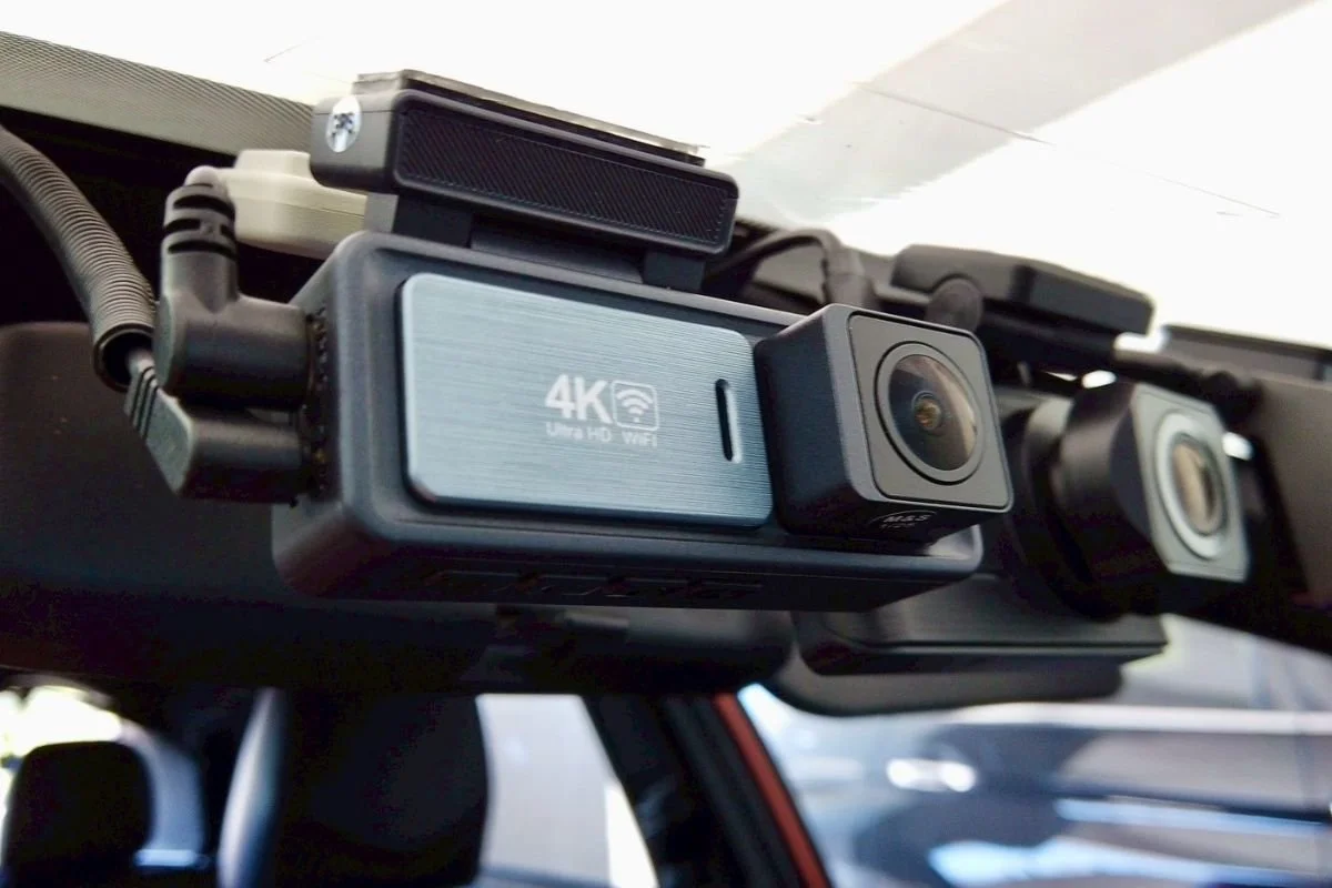 กล้องติดรถ ABT รองรับทั้งโหมดออฟไลน์และ Wi-Fi ดูผ่านแอปได้ทันที ภาพคมชัด ติดตั้งโดยทีมช่างในกรุงเทพฯ–ปริมณฑล พร้อมจัดส่งทั่วประเทศ