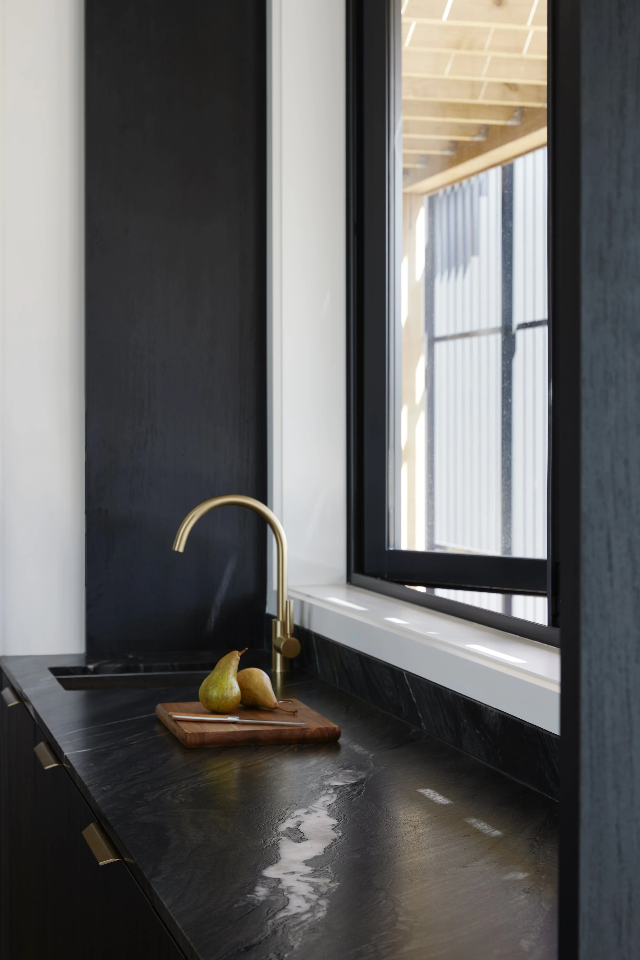 2602-Yvette Jay_Laird's Croft_ 94x.jpg