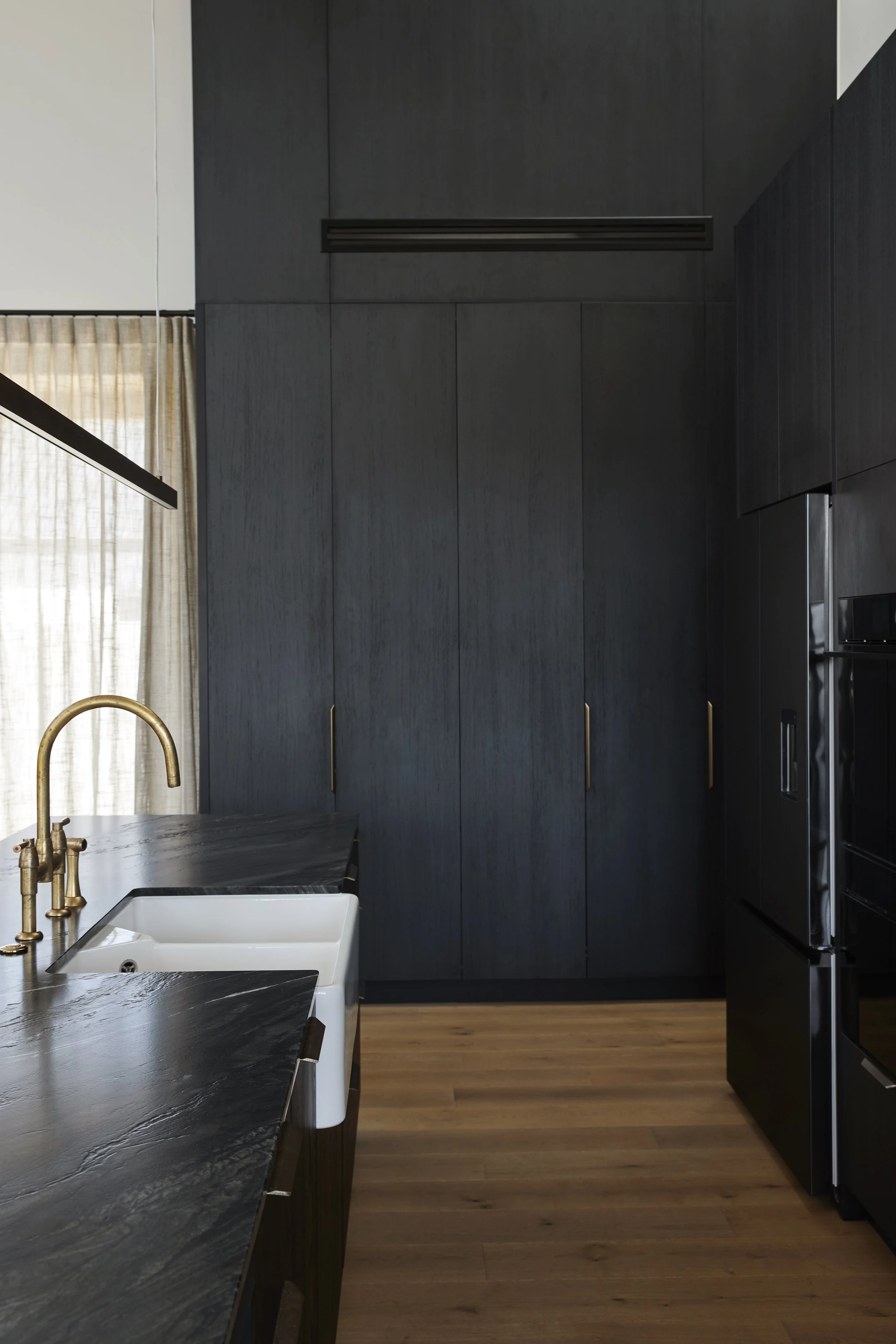 2602-Yvette Jay_Laird's Croft_ 120x.jpg