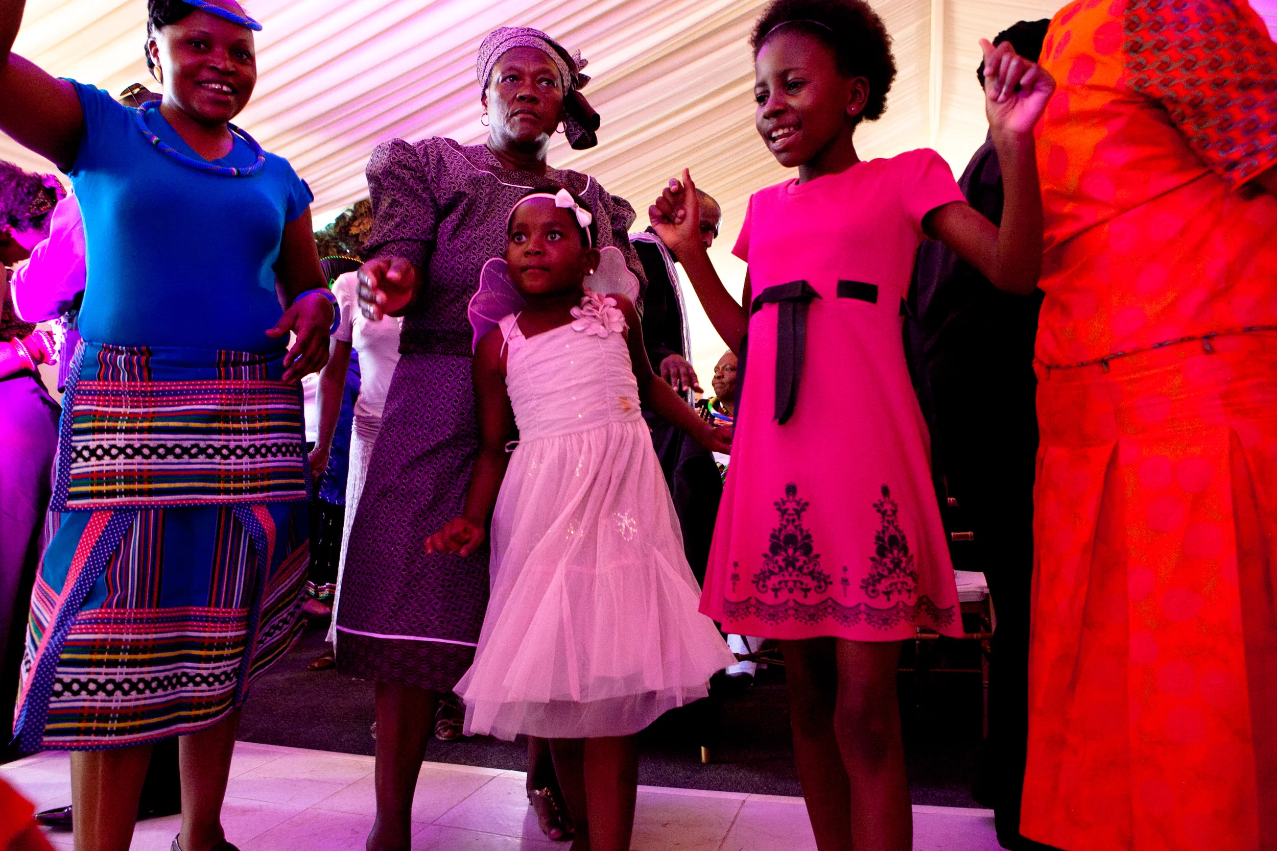 0906_phume_oct5.jpg