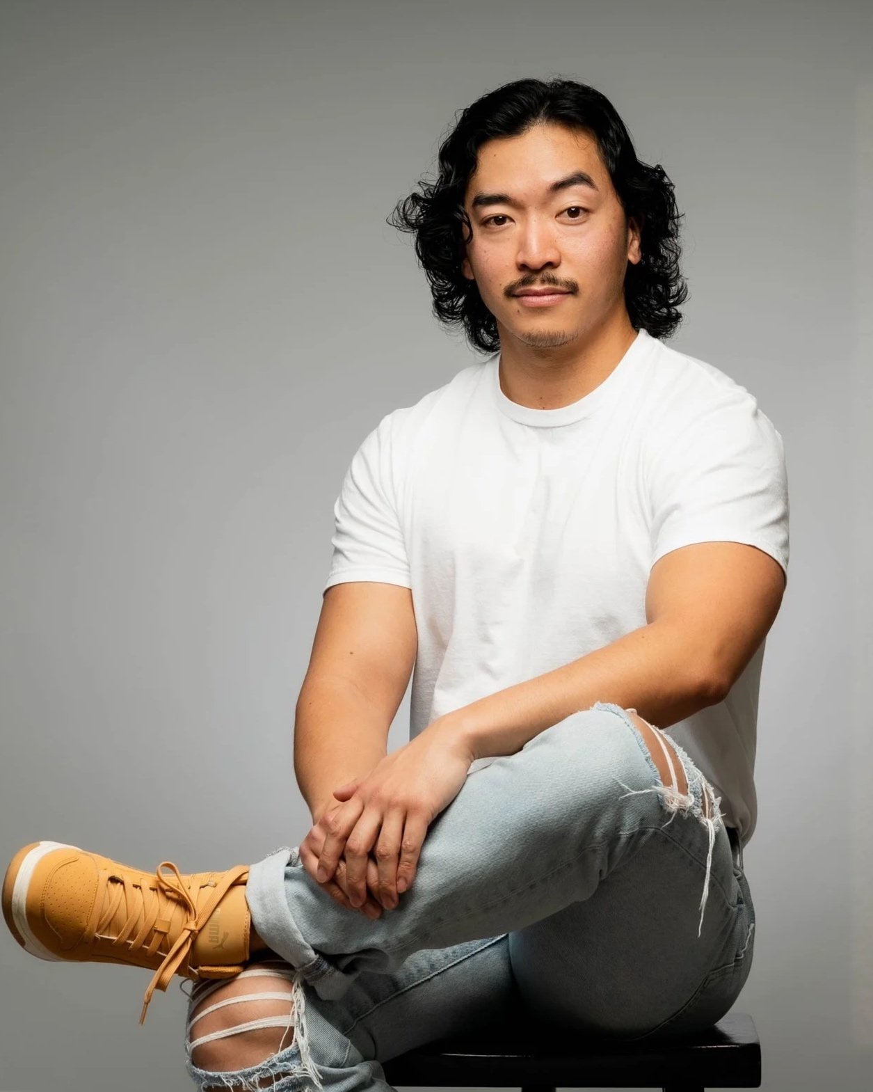 Anthony Oshiro teaching Advanced Choreography at re.DEFINE Dance Studio.