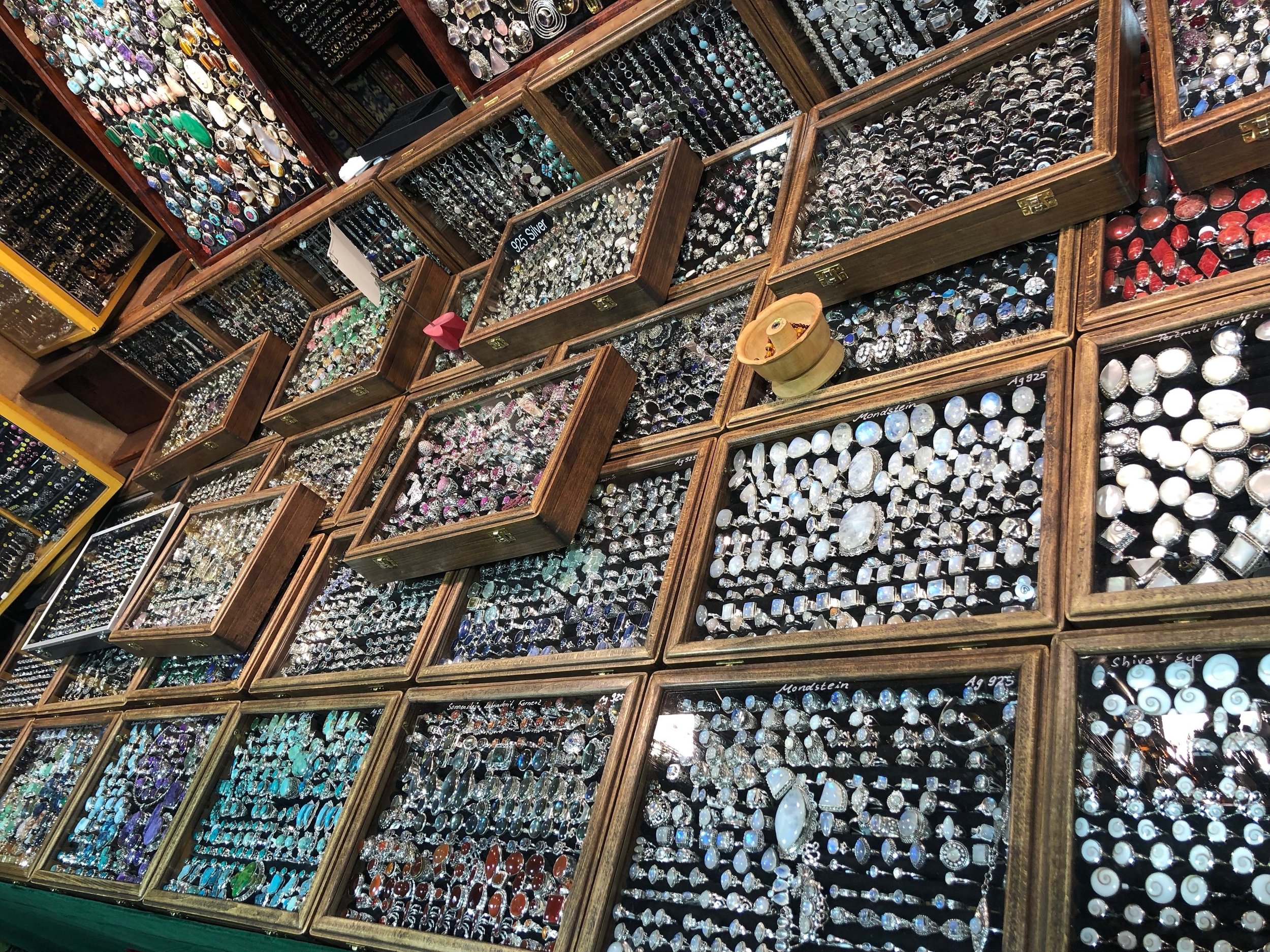 Hand-crafted jewelry, Dresden markets