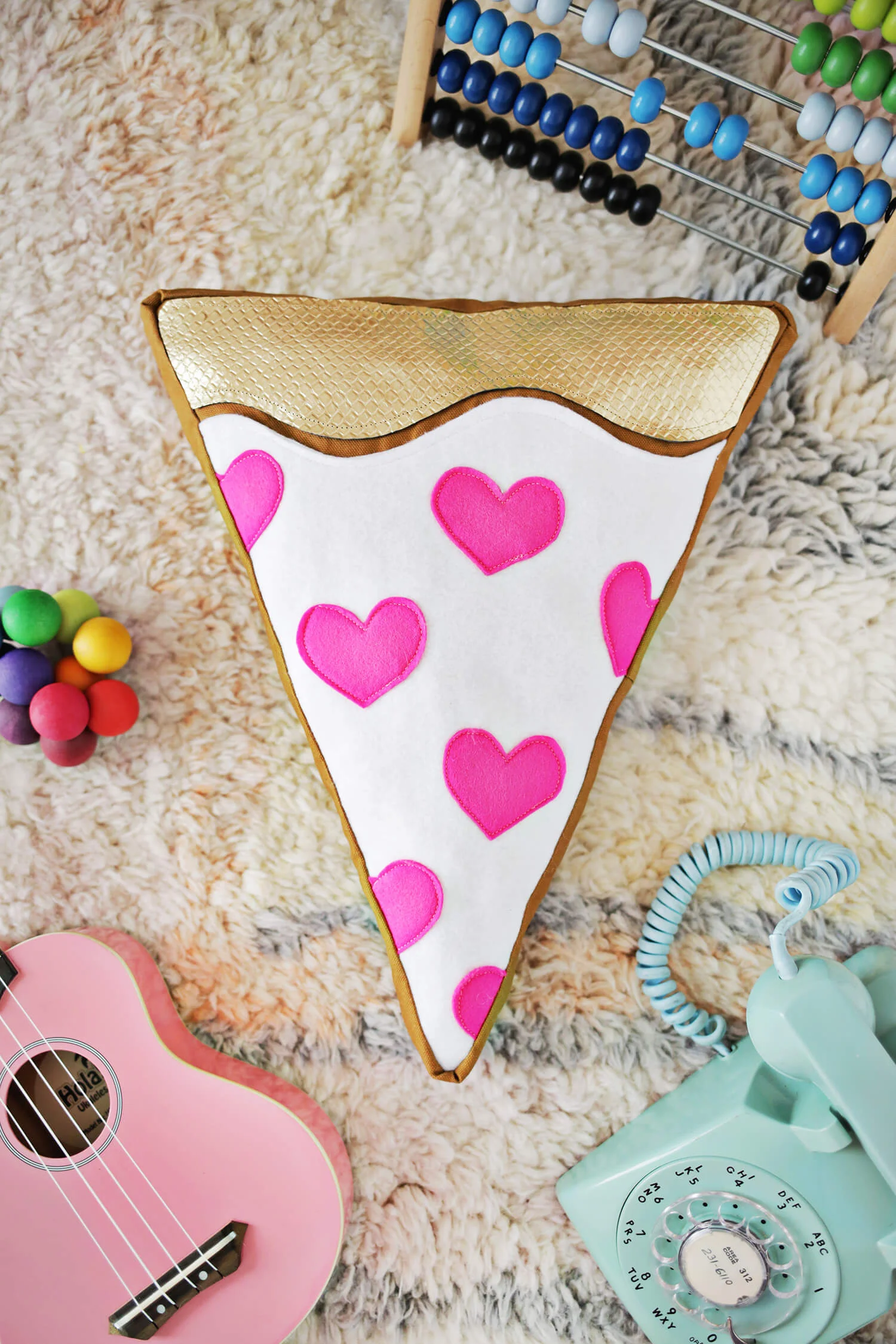 Pizza Plush DIY