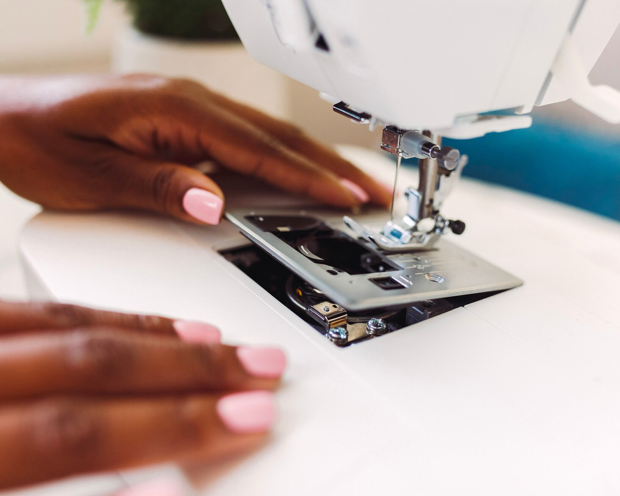 Get Sewing: How to Choose a Needle for Your Machine and Project — EverSewn