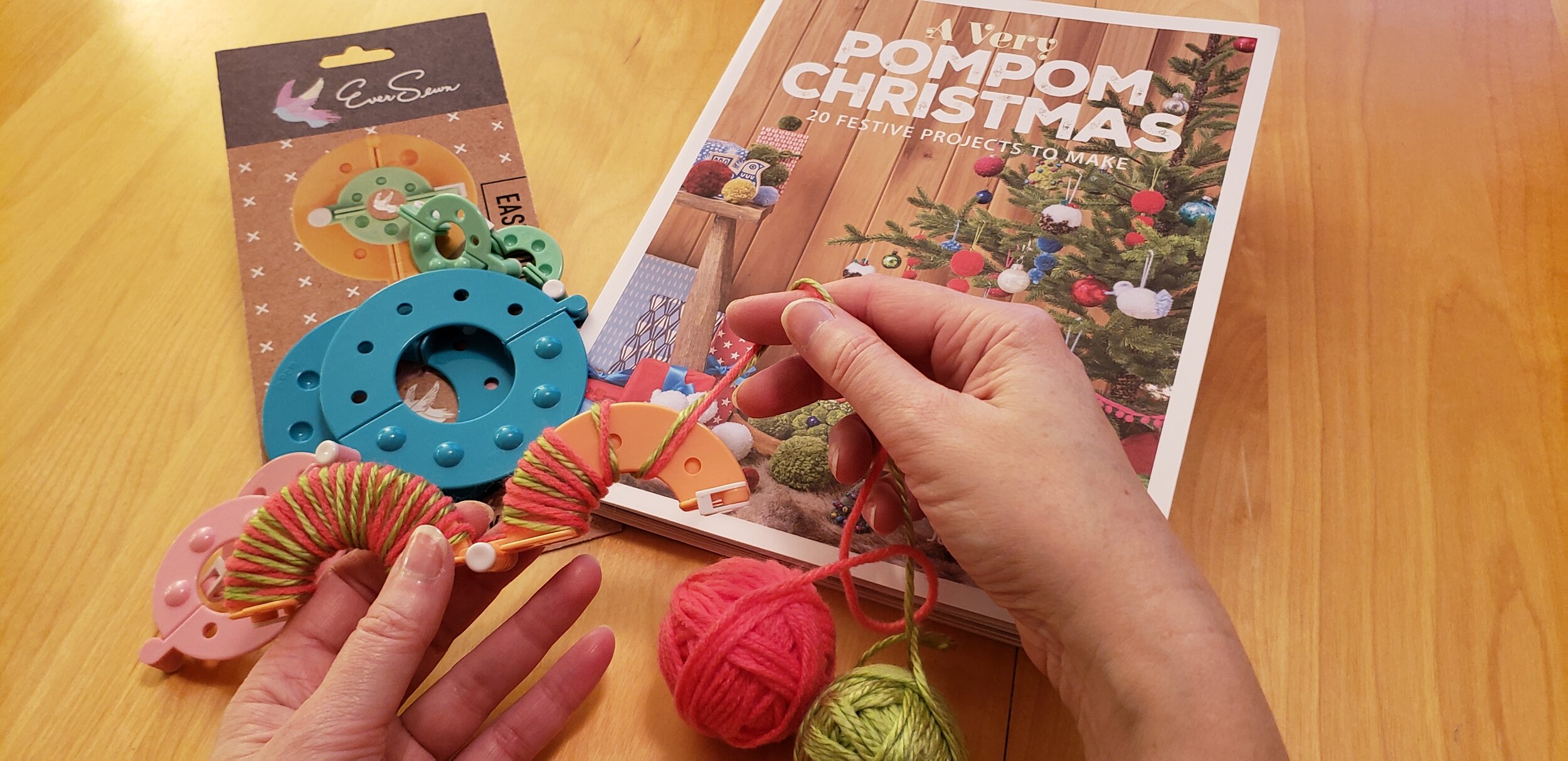 DIY Pom Pom & Tassel Gift Toppers
