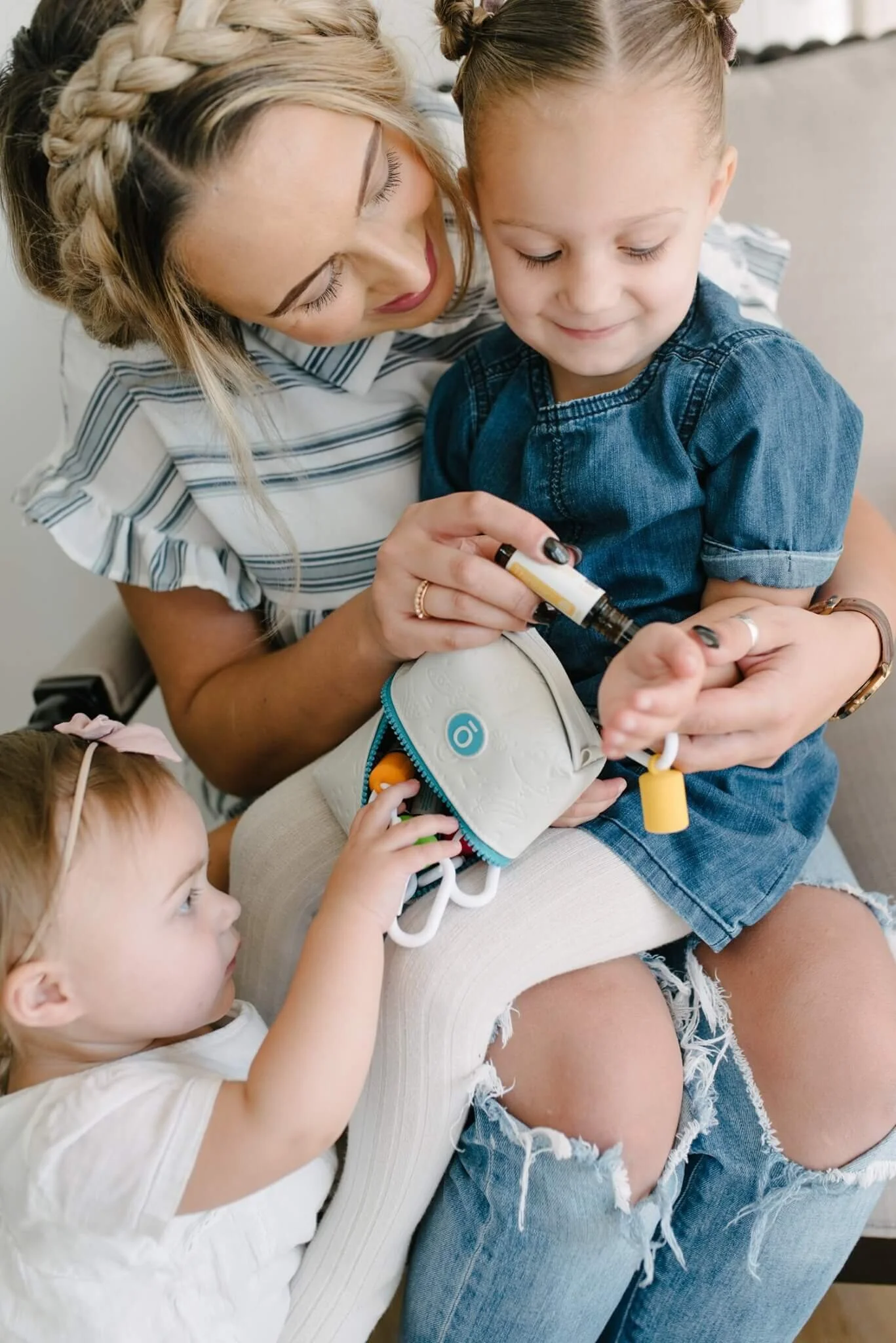 Healing_Kids_Naturally_.jpg