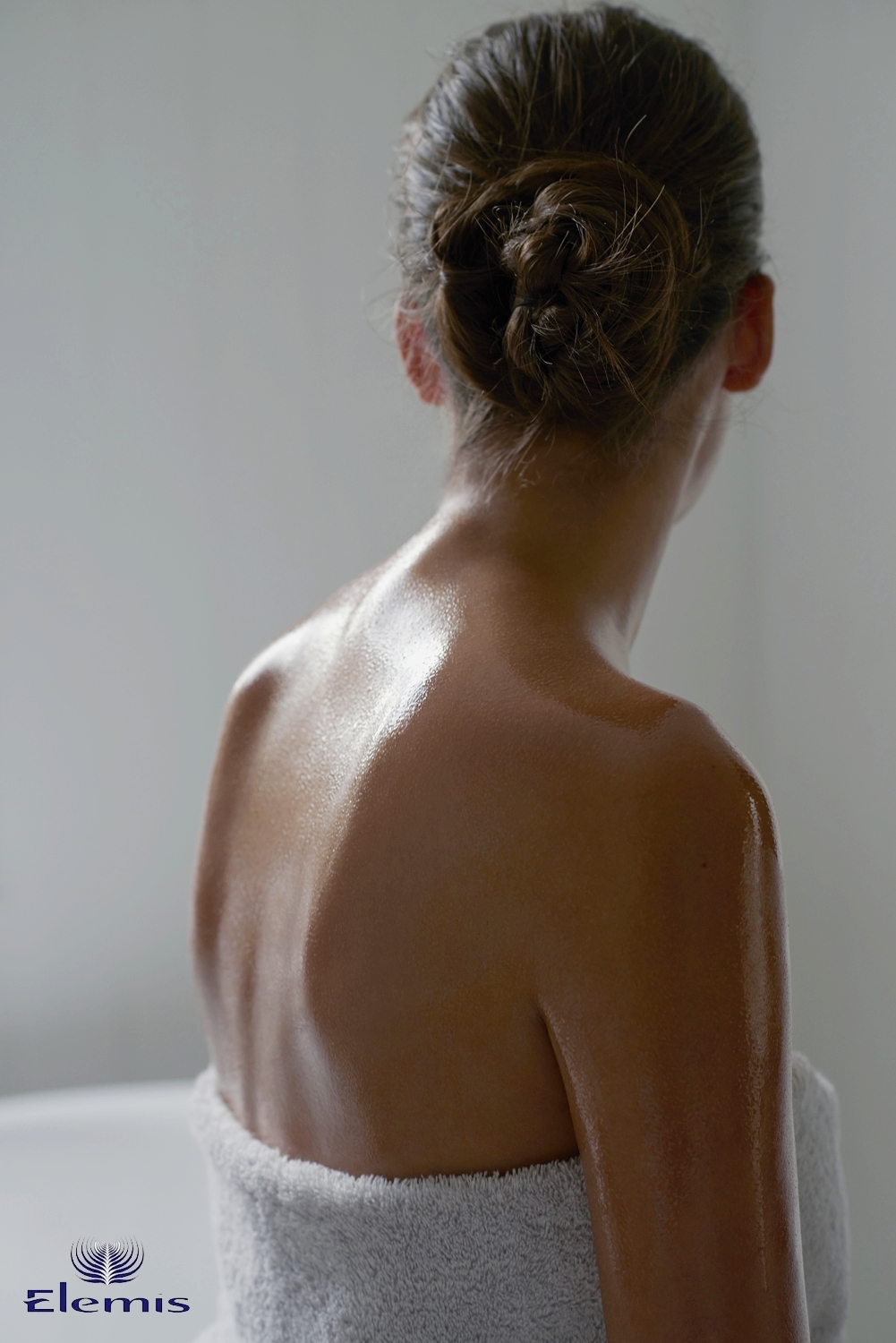 07_Dec14_elemis_bodymoisturising_073_v4 copy.jpg