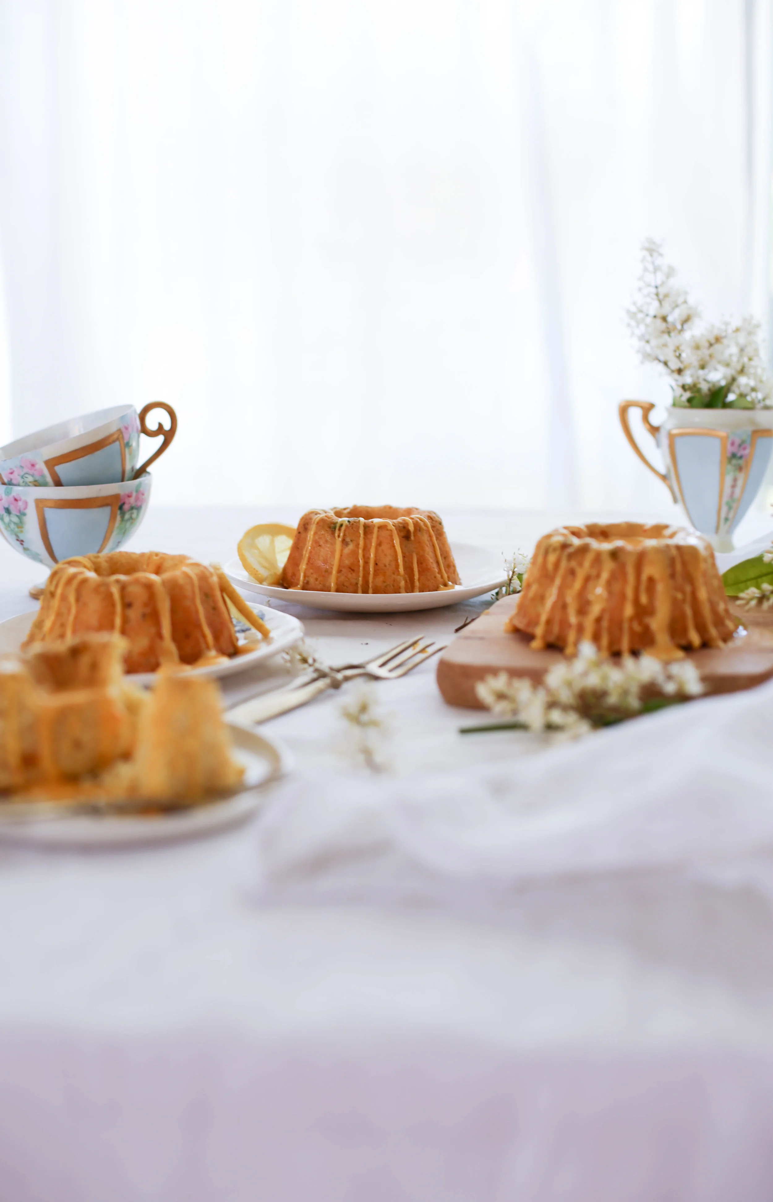 SaffronLemonCake-9.jpg