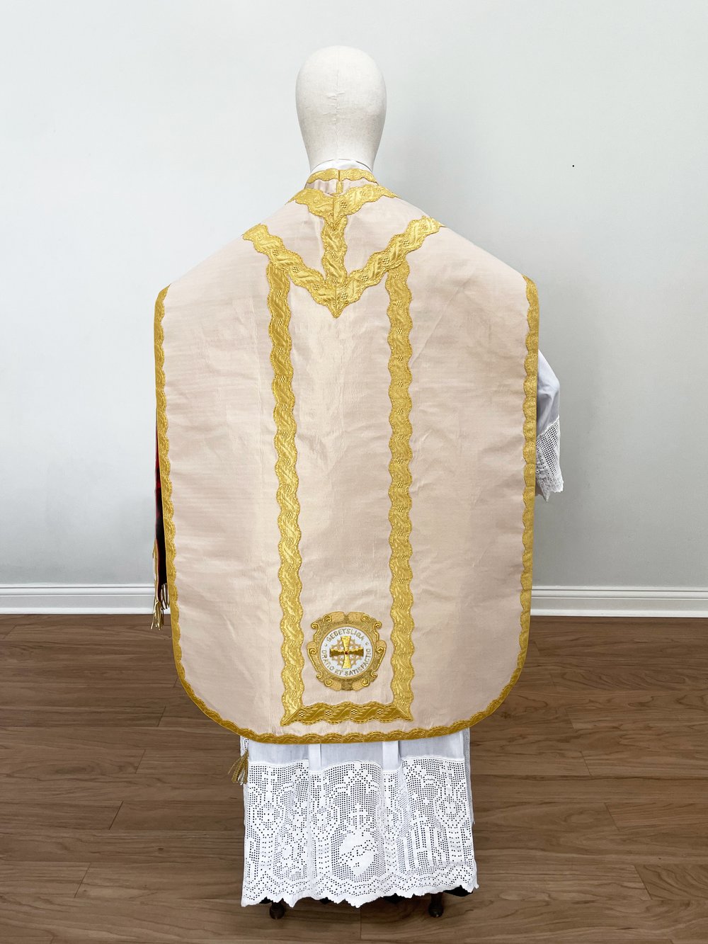 Gebetsliga_Vestment_Back.jpg