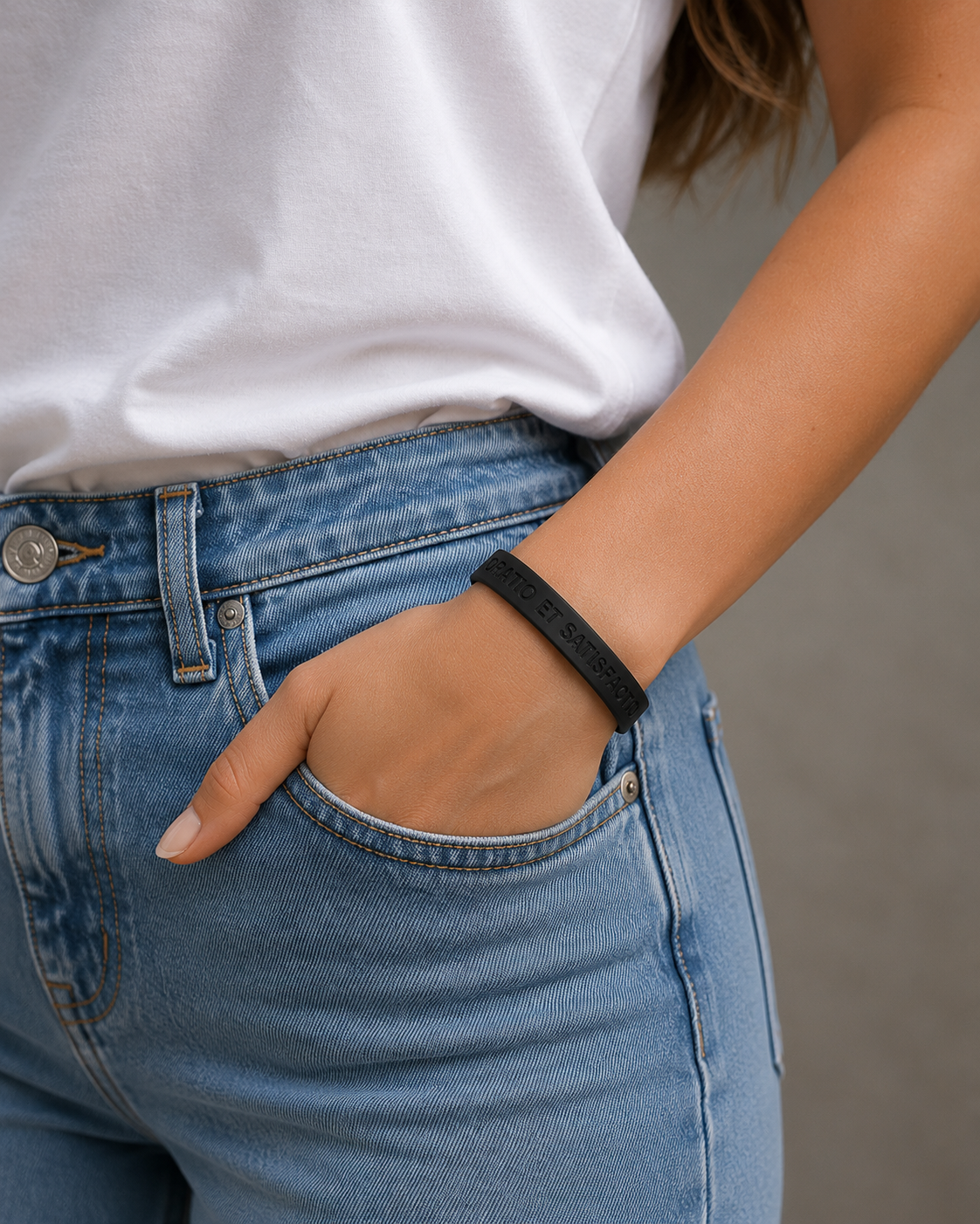 Gebetsliga_Wristband_Lifestyle_2.png