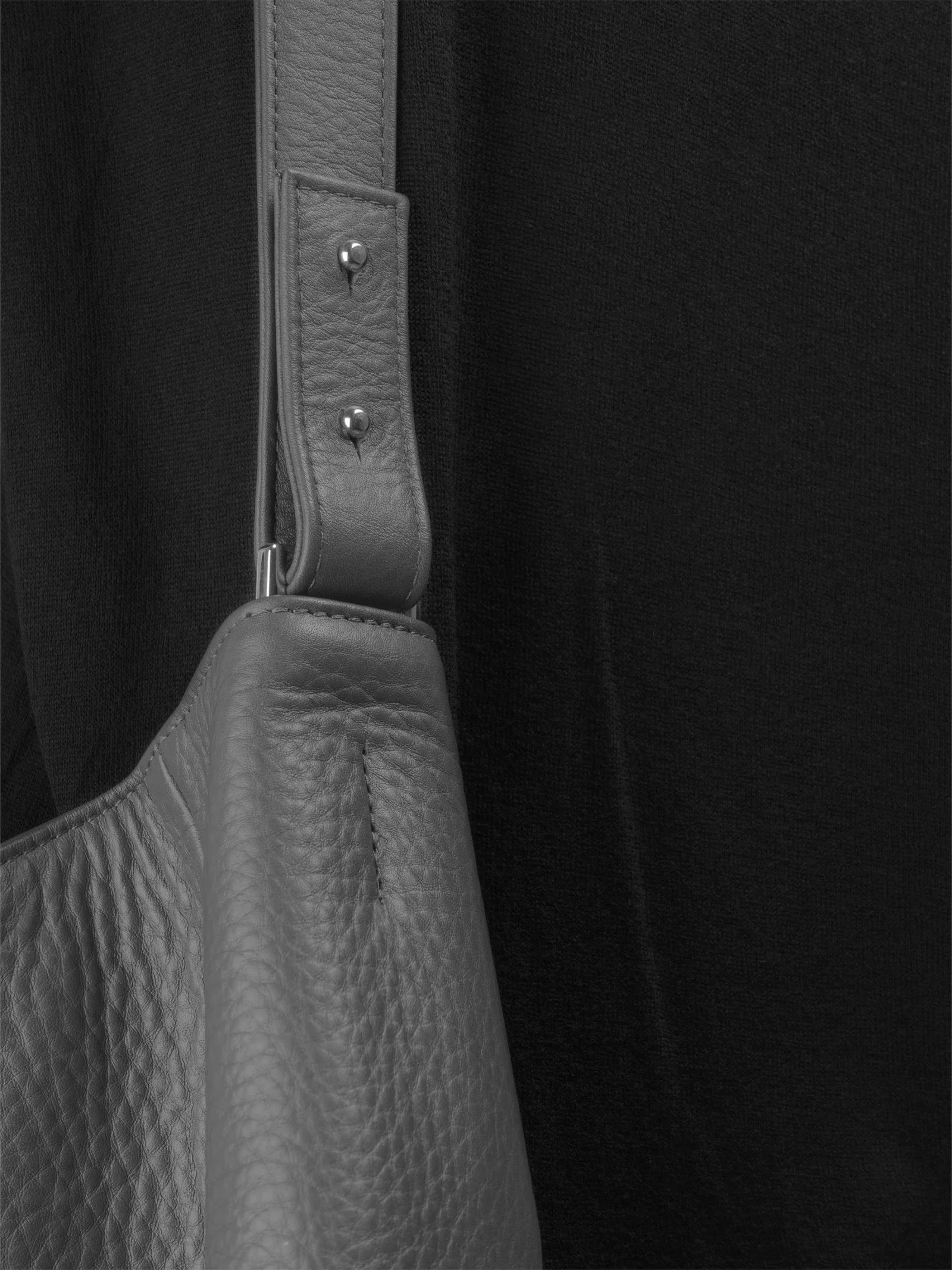 TSATSAS_Faber2_khaki_04-800x1067@2x.jpg