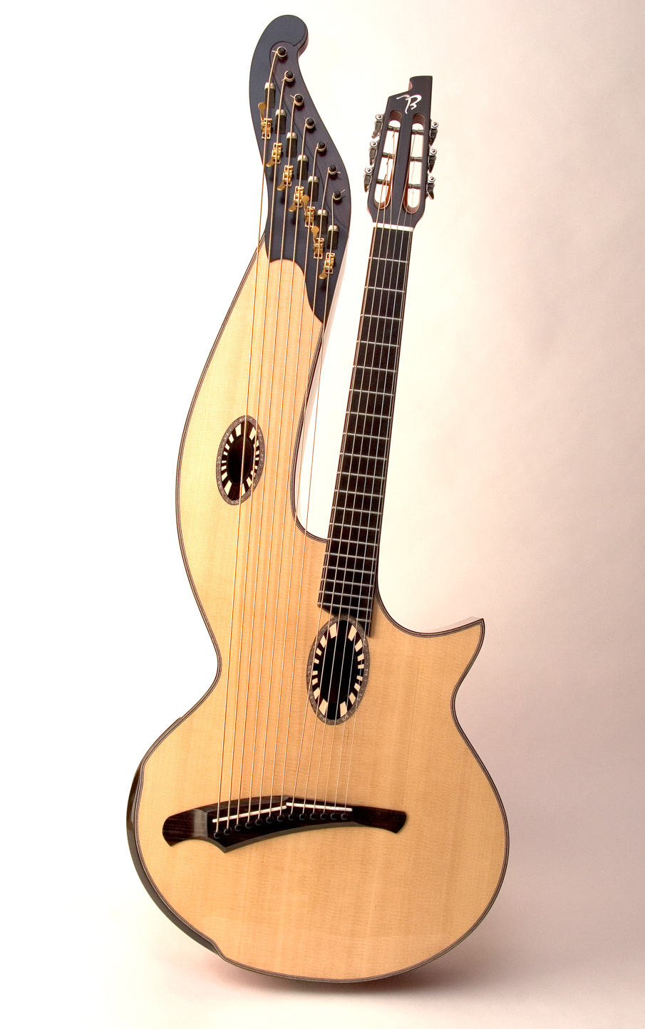 Florentine sharpie with slotted headstock (whoa...)
