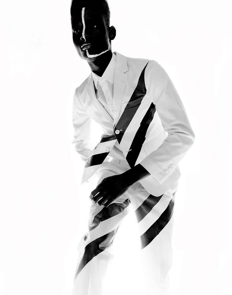 AMAZING_WHITE72397.jpg