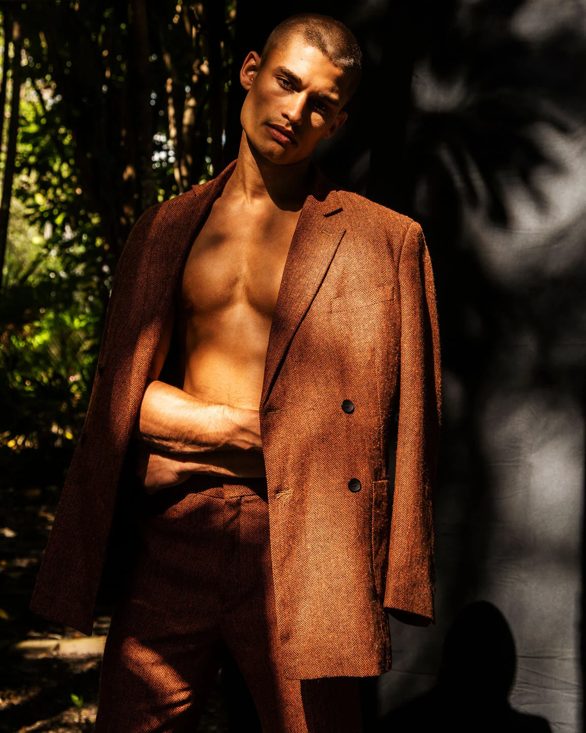 06_06_2021_L'OFFICIEL_BALTICS_MIKE G._SUMMER_007.jpg