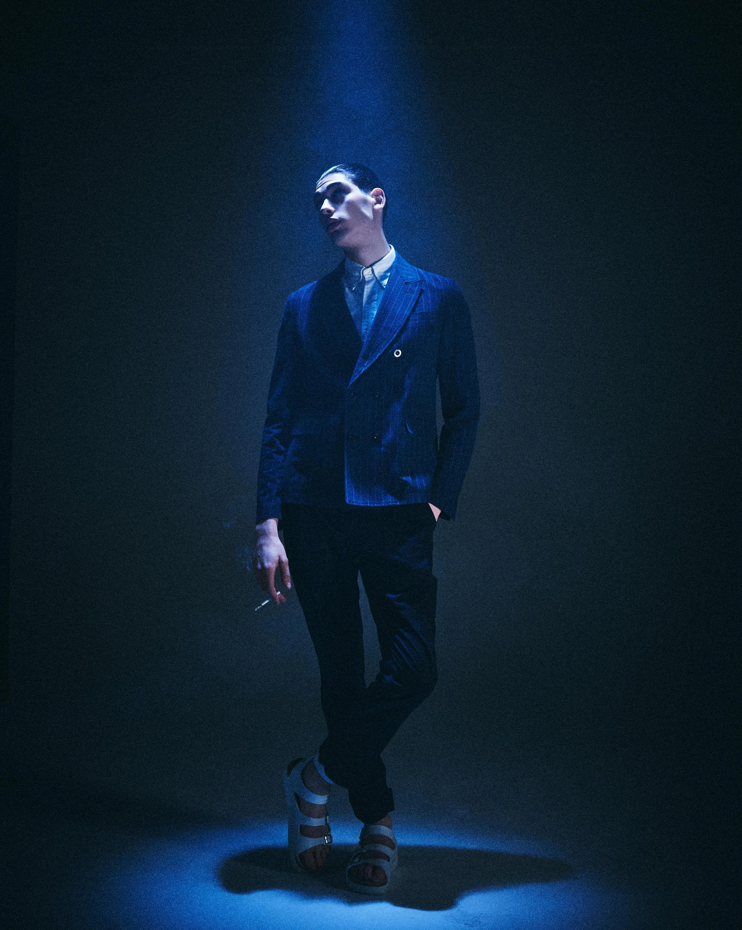 Amazing_Magazine_Blue_Man_2014_Shot_001_21247.jpg