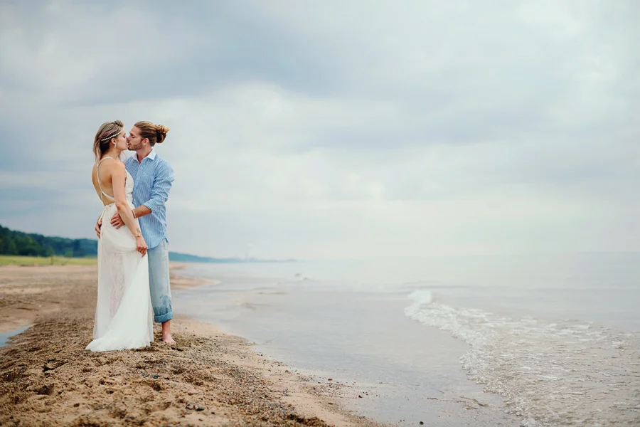 Indiana Beach Destination Wedding - Leanne & Dallas