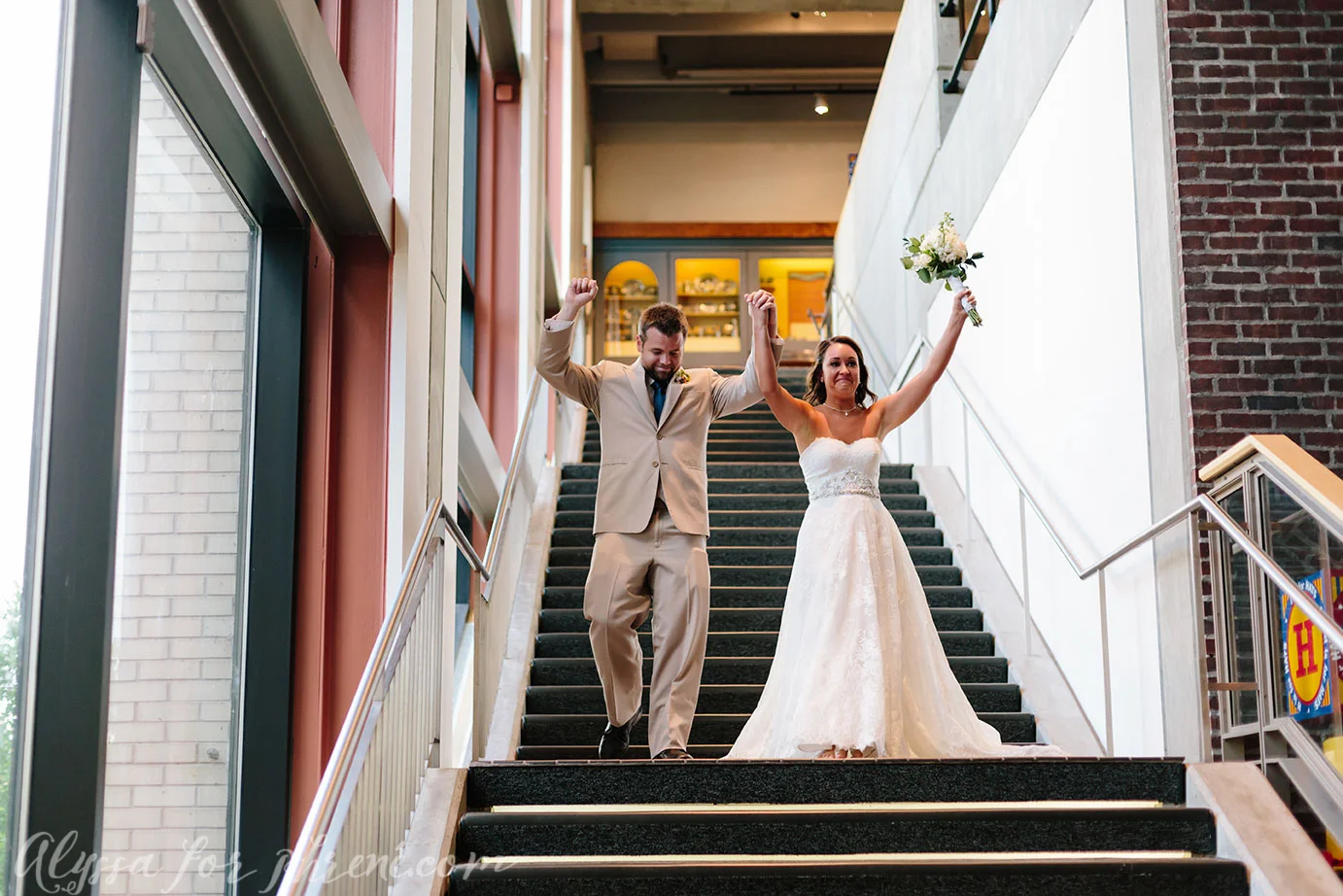 Grand_Rapids_Public_Museum_Wedding_096.jpg
