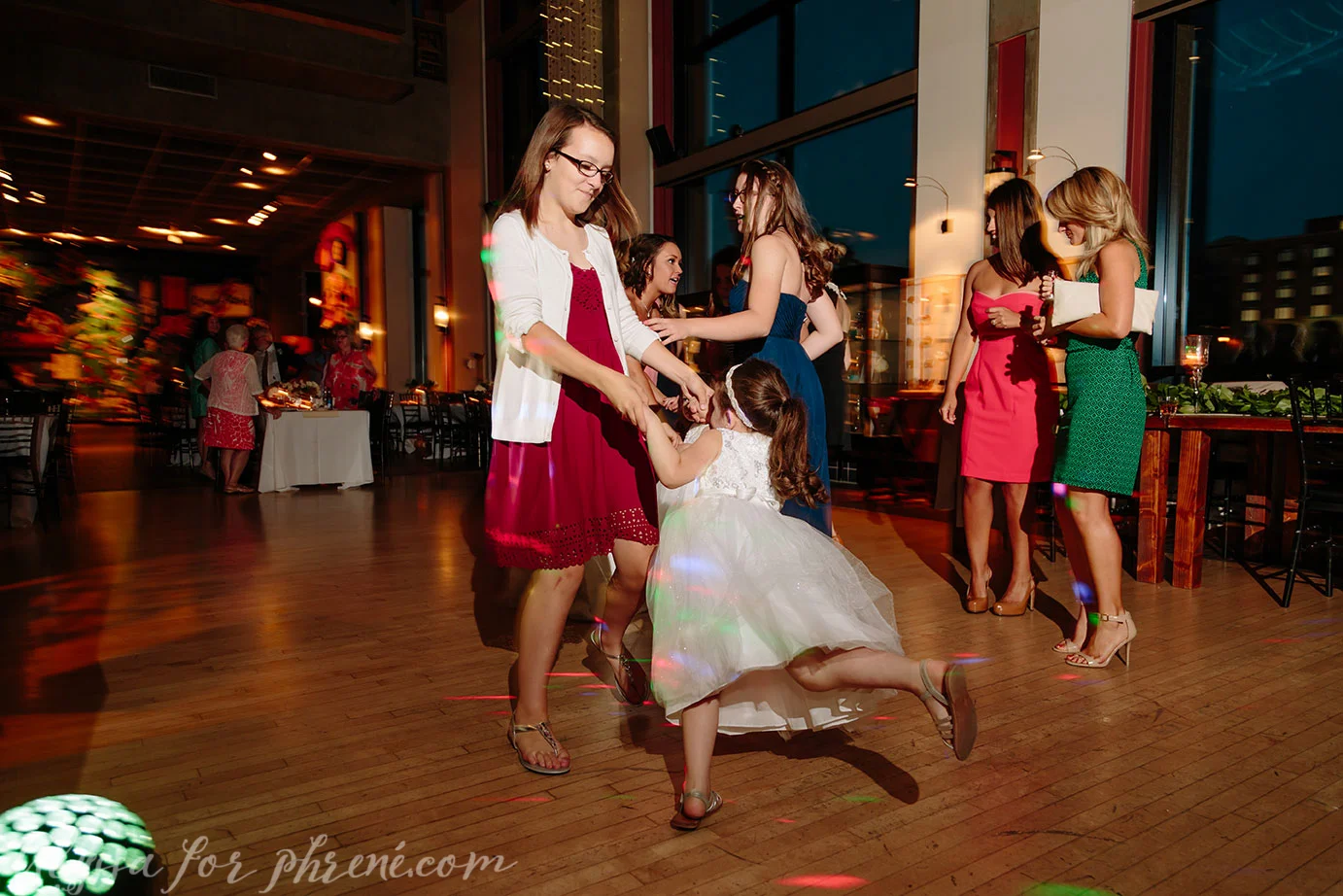 Grand_Rapids_Public_Museum_Wedding_135.jpg