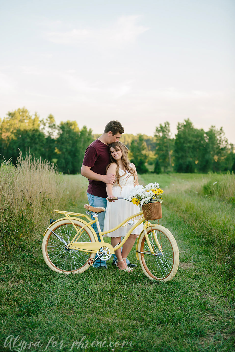 Grand_Rapids_Engagment_Photographer19.jpg