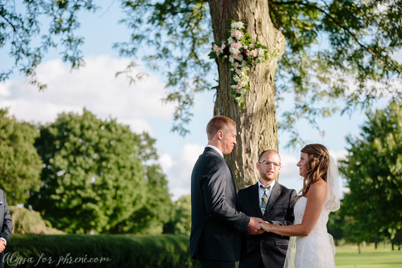 Sunnybrook_Country_Club_Wedding093.jpg