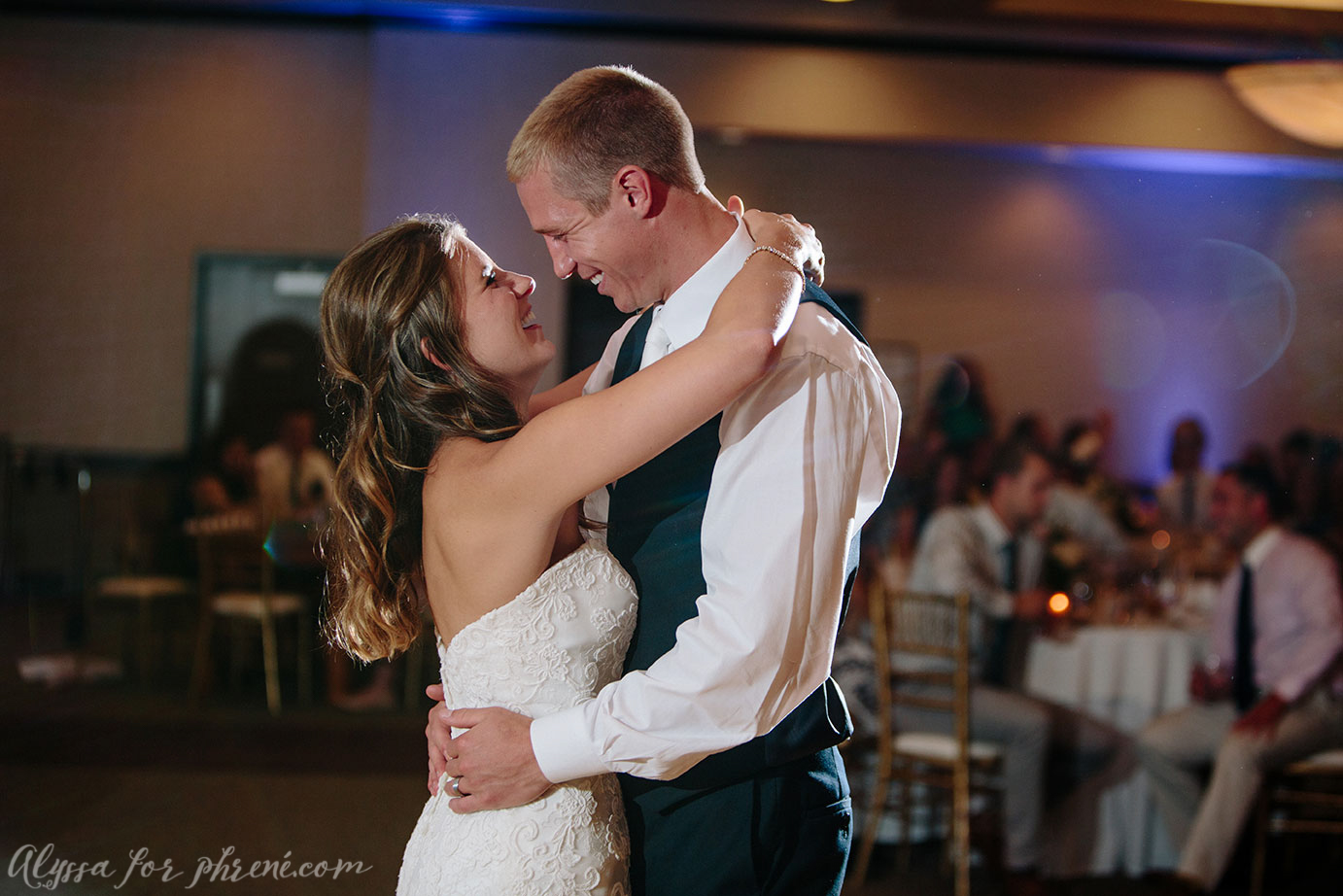 Sunnybrook_Country_Club_Wedding140.jpg