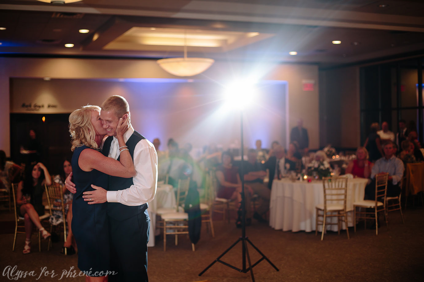 Sunnybrook_Country_Club_Wedding145.jpg