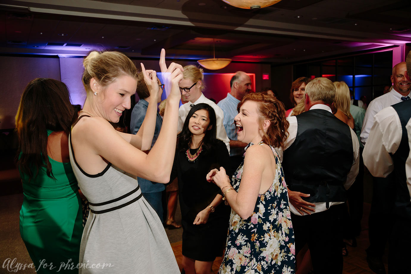 Sunnybrook_Country_Club_Wedding150.jpg