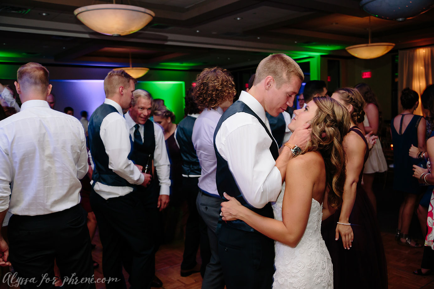 Sunnybrook_Country_Club_Wedding160.jpg