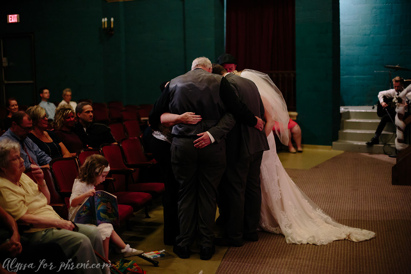 Allegan_Wedding_090.jpg