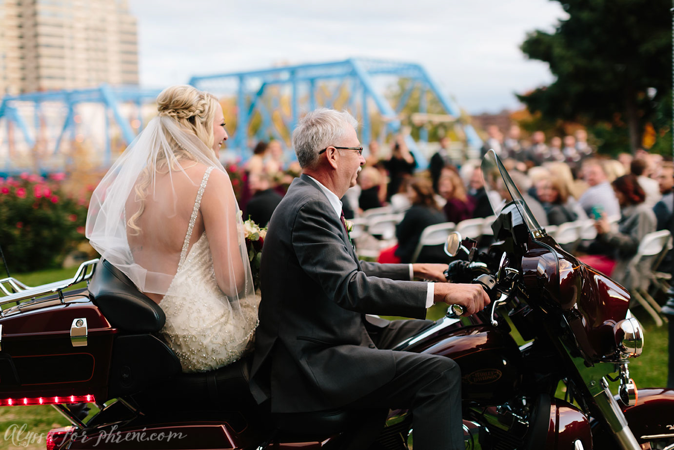 Grand_Rapids_Museum_Wedding_096.jpg