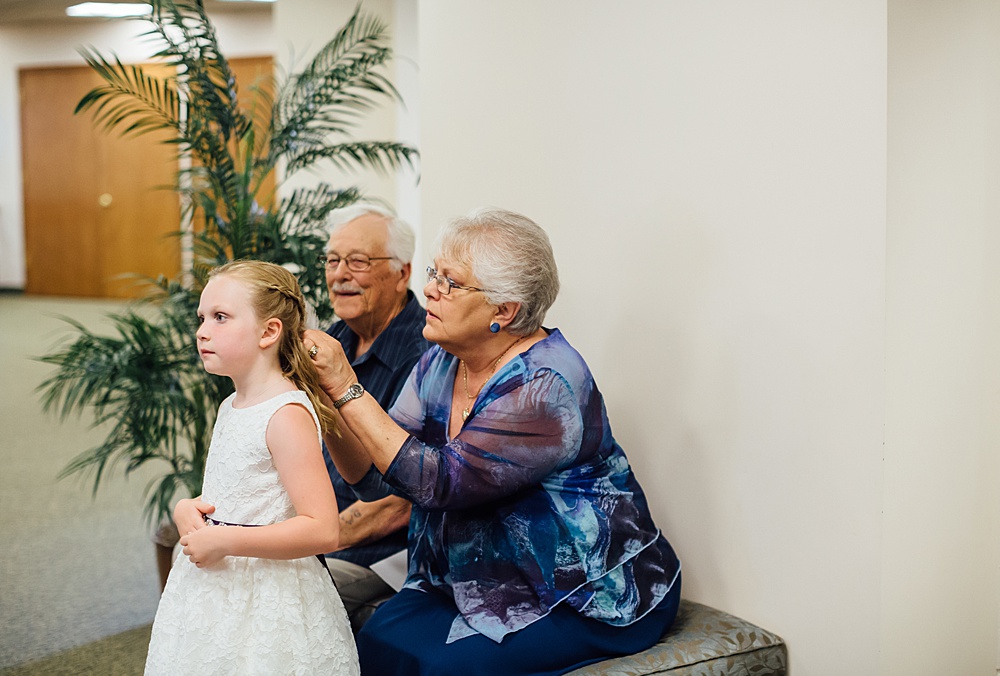 purple_Grand_Rapids_wedding_photography052.jpg