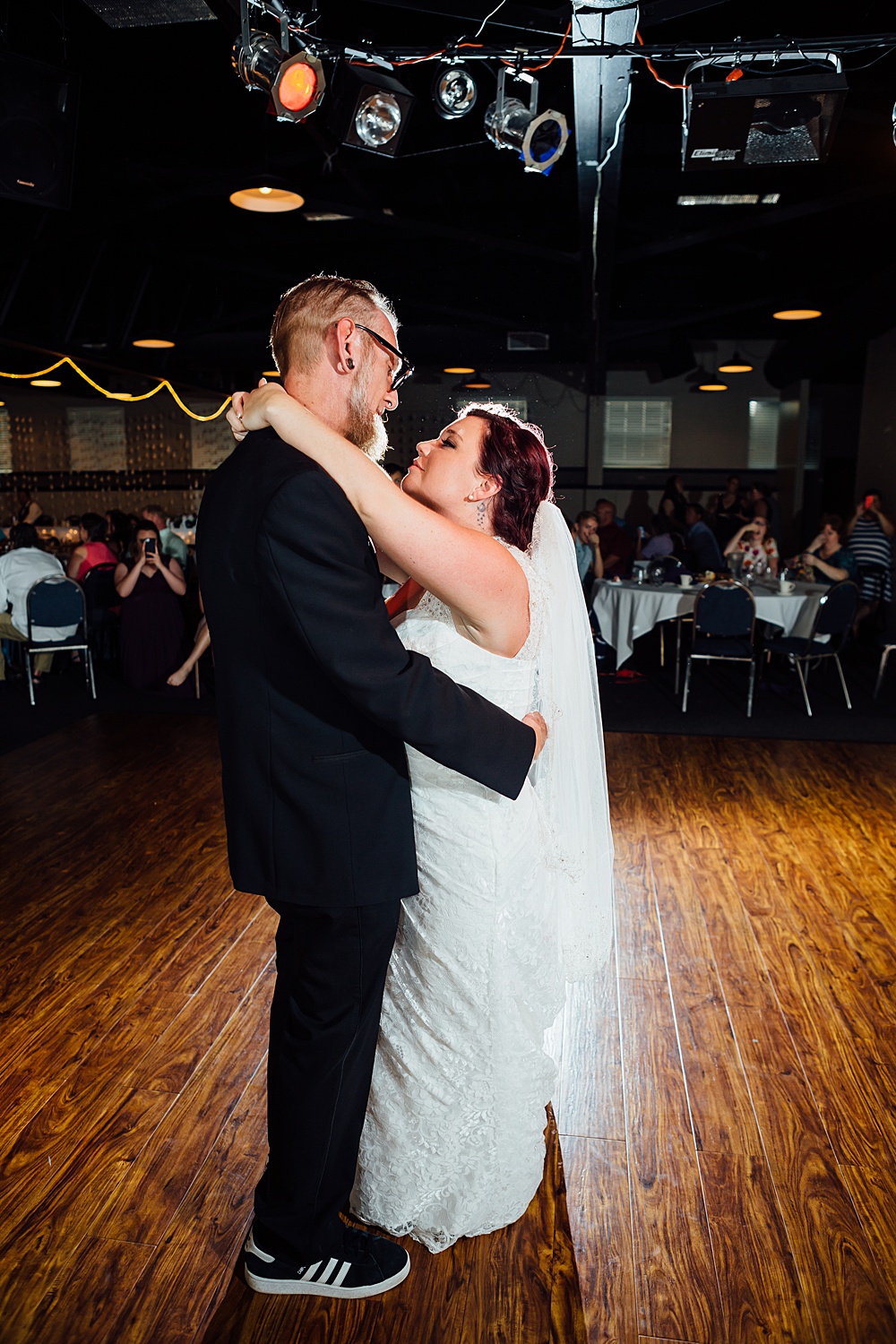 purple_Grand_Rapids_wedding_photography135.jpg