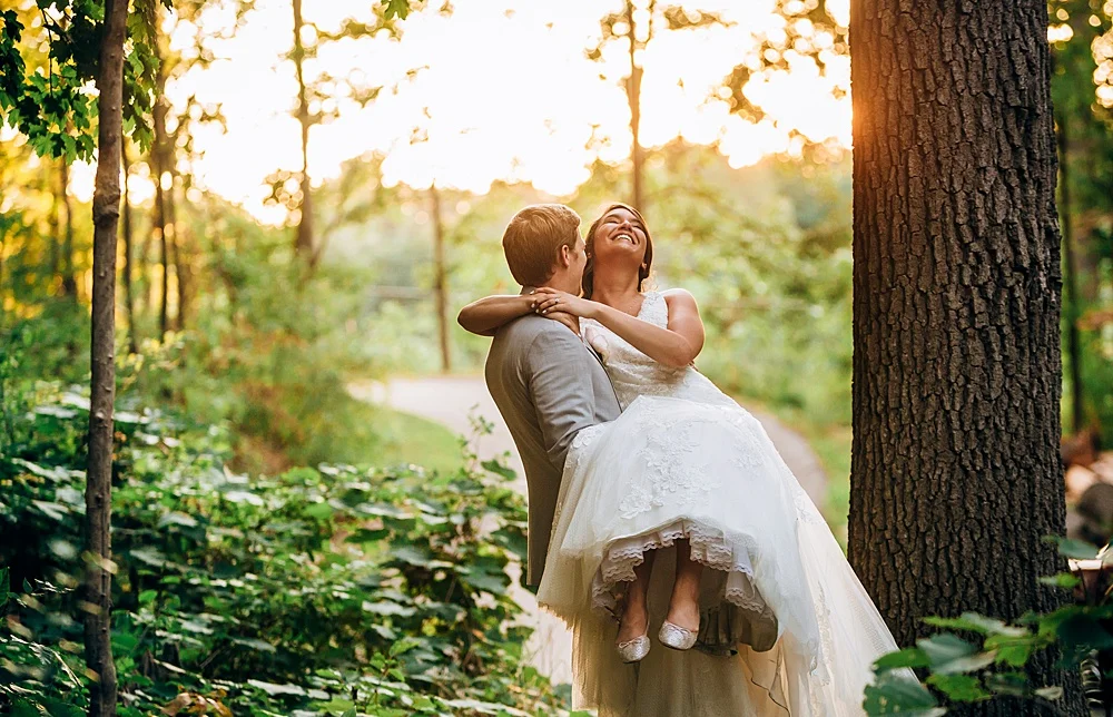 Bissell_Treehouse_Wedding_photography142.jpg