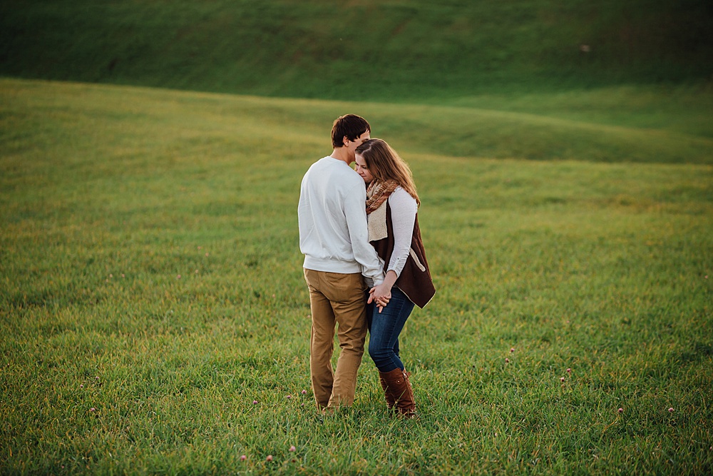 fall_apple_orchard_engagement-photography054.jpg