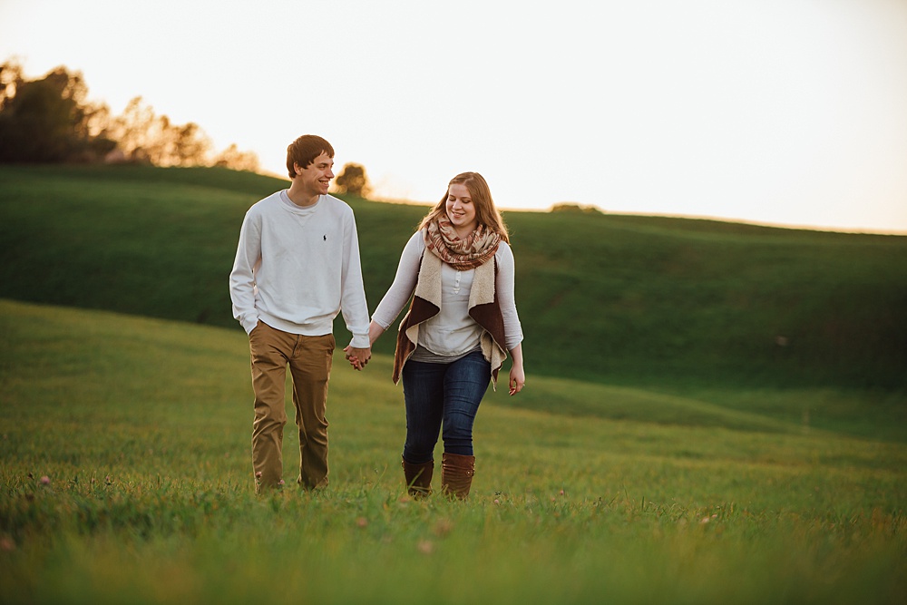 fall_apple_orchard_engagement-photography057.jpg