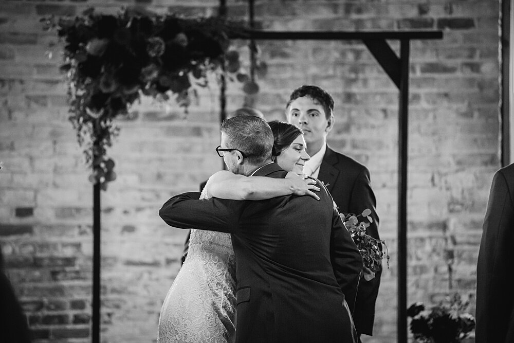 Grand_Rapids_Wedding_Photographer100.jpg