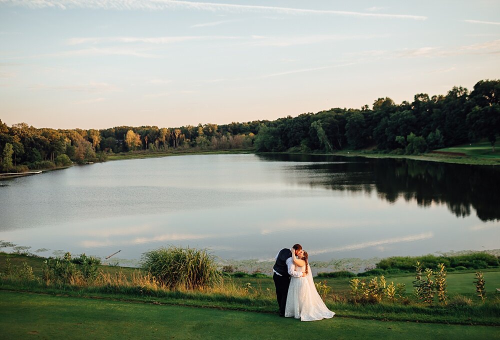 Kalamazoo_Country_Club_Wedding158.jpg