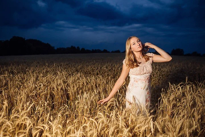Throw back to that time the rain moved in before we got to this amazing wheat field, but not mad because we got some dramatic twilight shots for Addison's senior session. ⁠
.⁠
.⁠
.⁠
.⁠
.⁠
#studiophrene⁠
#studiophreneseniors⁠
#seniorphotography⁠
#port