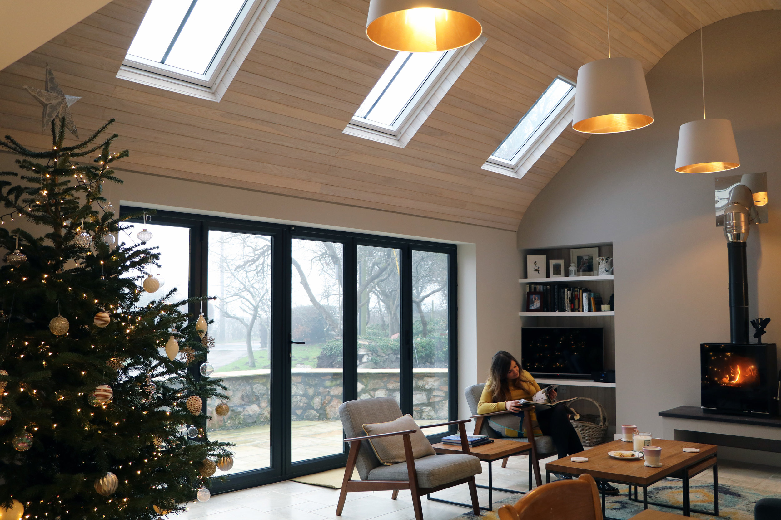 A generously sized bi-fold door opening together with a series of large roof lights create an airy and light filled space, even on overcast days!