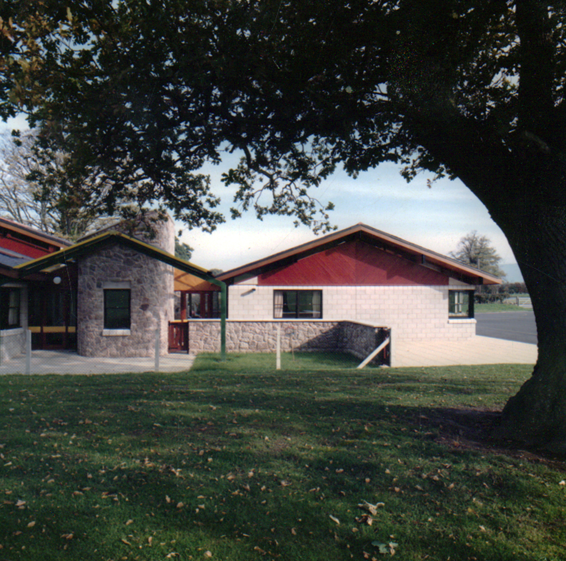 The use of separate shapes and forms in combination with changes in material, create a small scale and intimate building that is appropriate for a primary school and the surrounding environment.