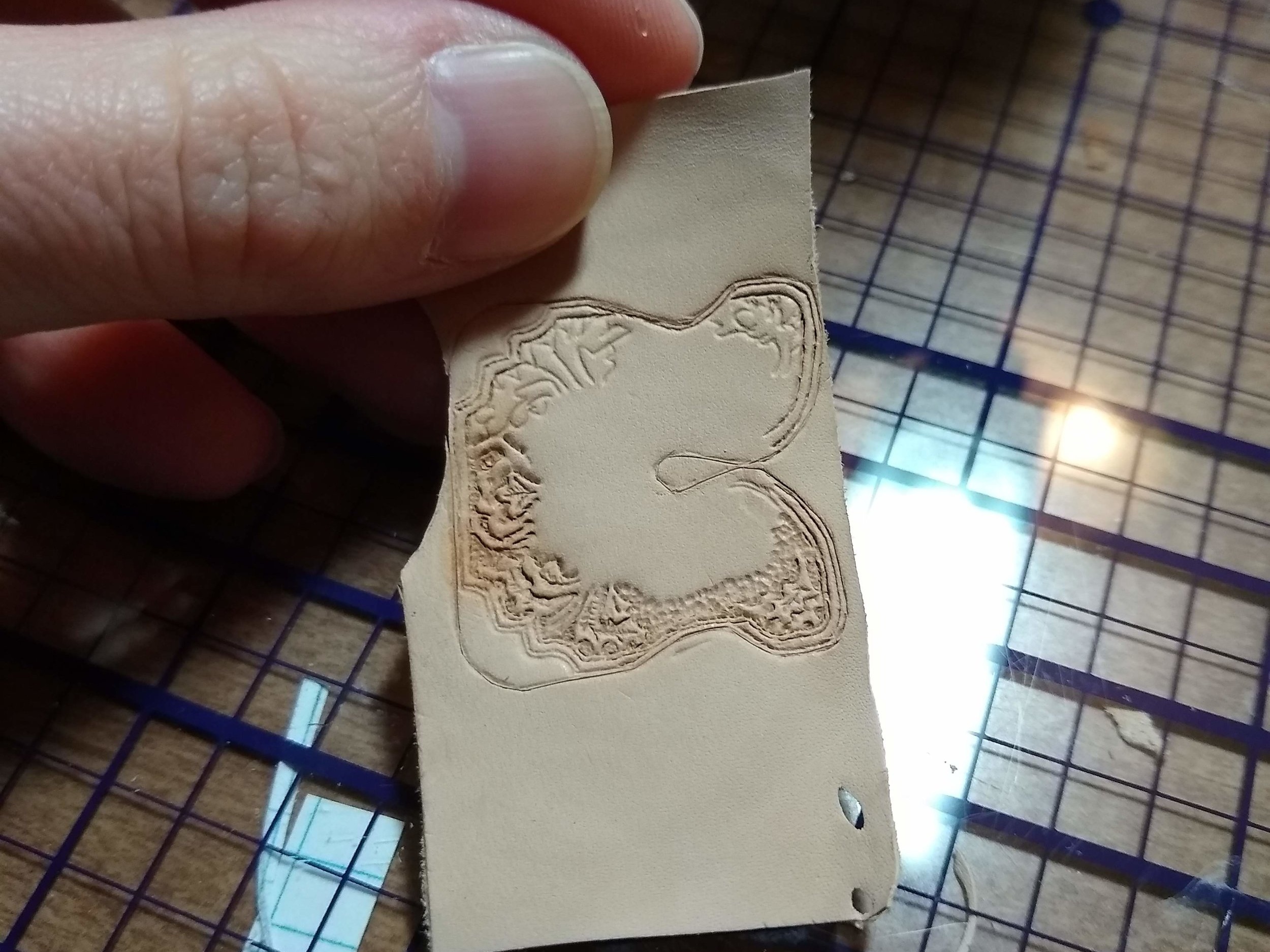 Lower skirt tooling