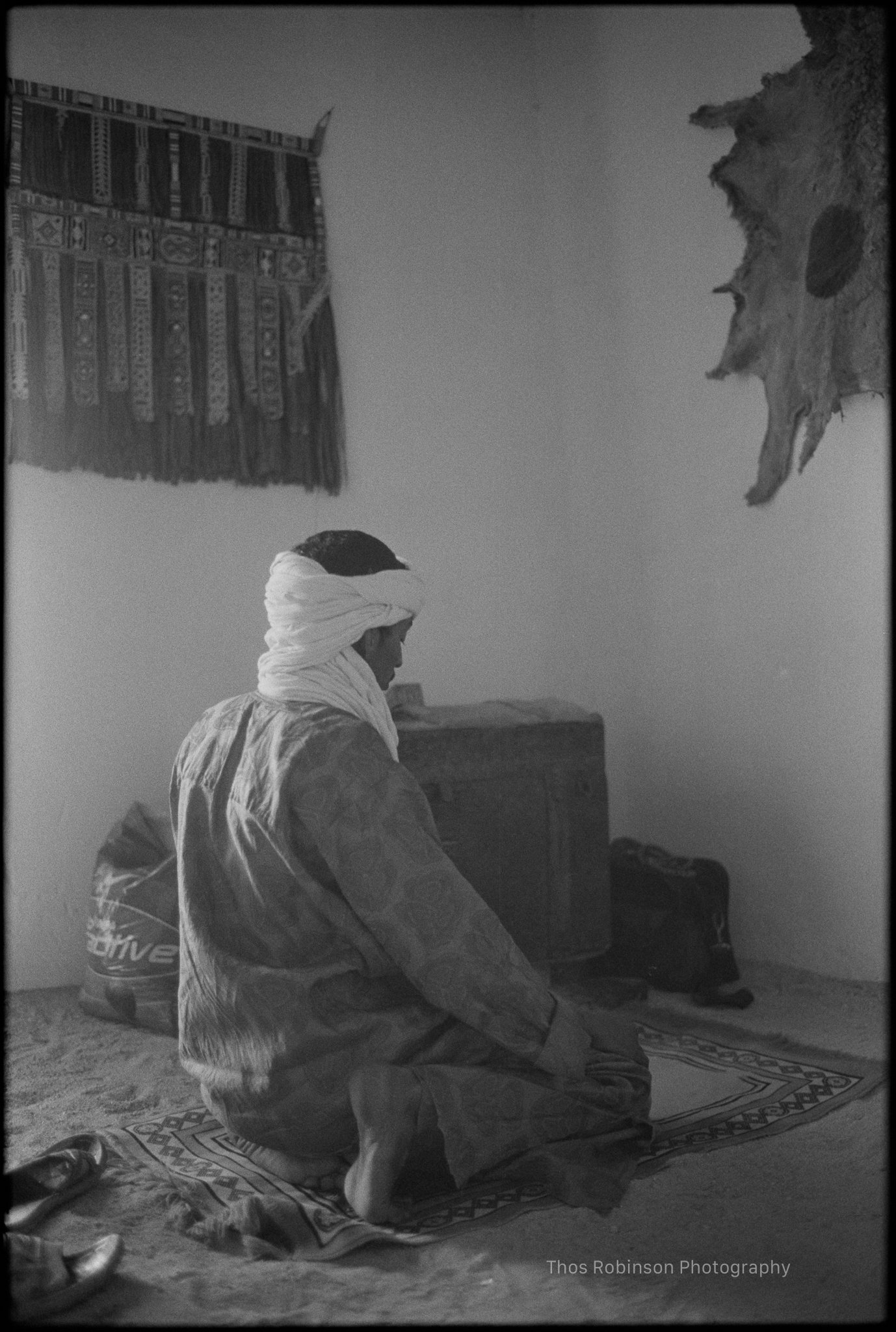 Tuareg praying raw scan.jpg